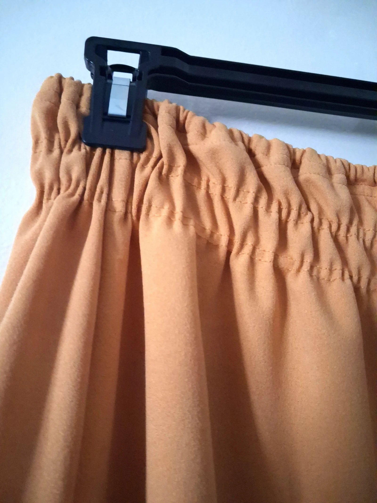 Light mustard-colored skirt size 42 – photo 3